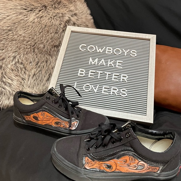 tooled vans